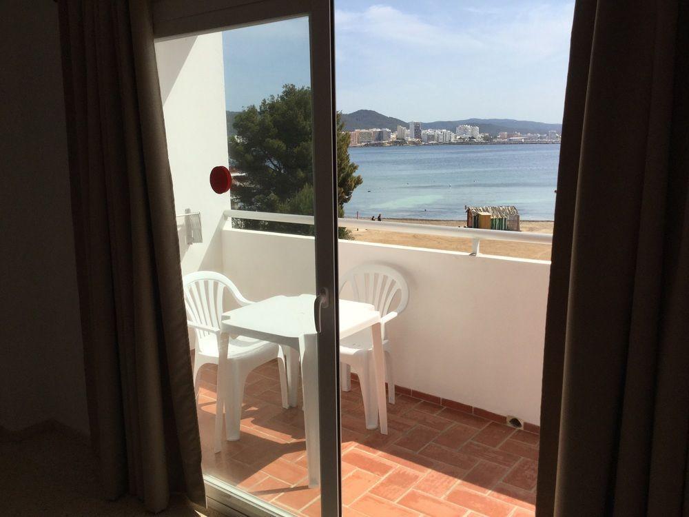 Apartamentos Alba Sant Antoni de Portmany Екстериор снимка