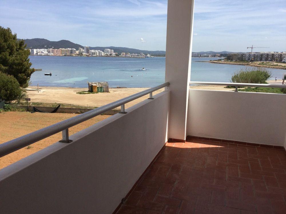 Apartamentos Alba Sant Antoni de Portmany Екстериор снимка