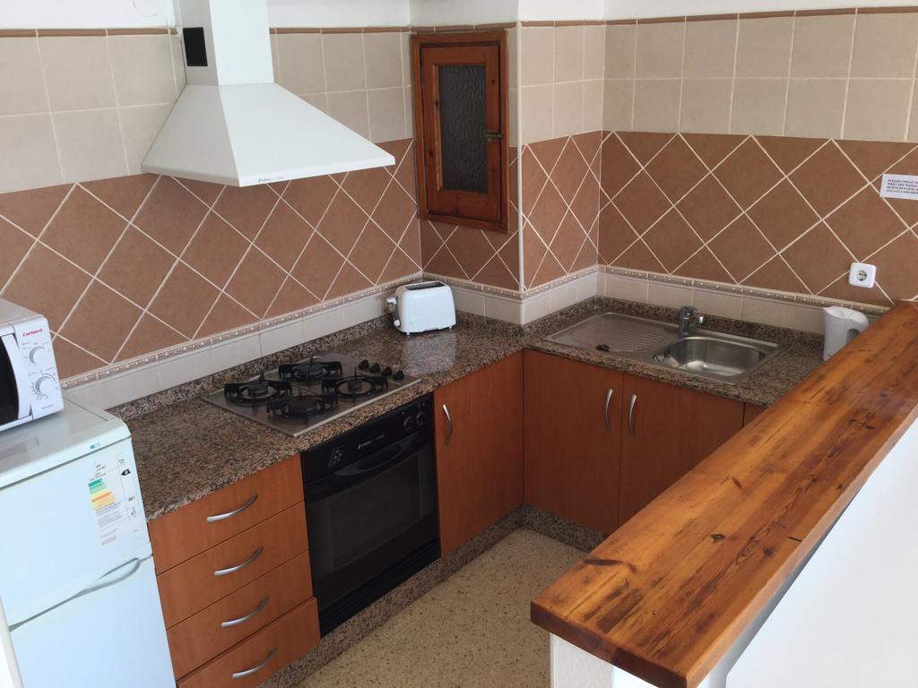 Apartamentos Alba Sant Antoni de Portmany Екстериор снимка