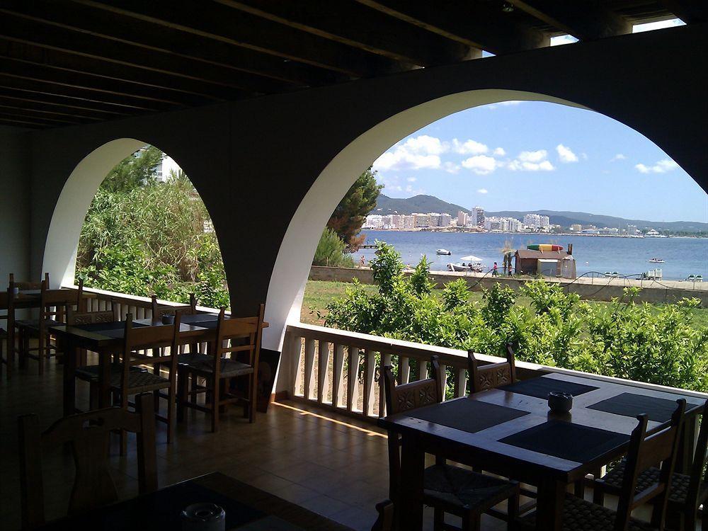 Apartamentos Alba Sant Antoni de Portmany Екстериор снимка