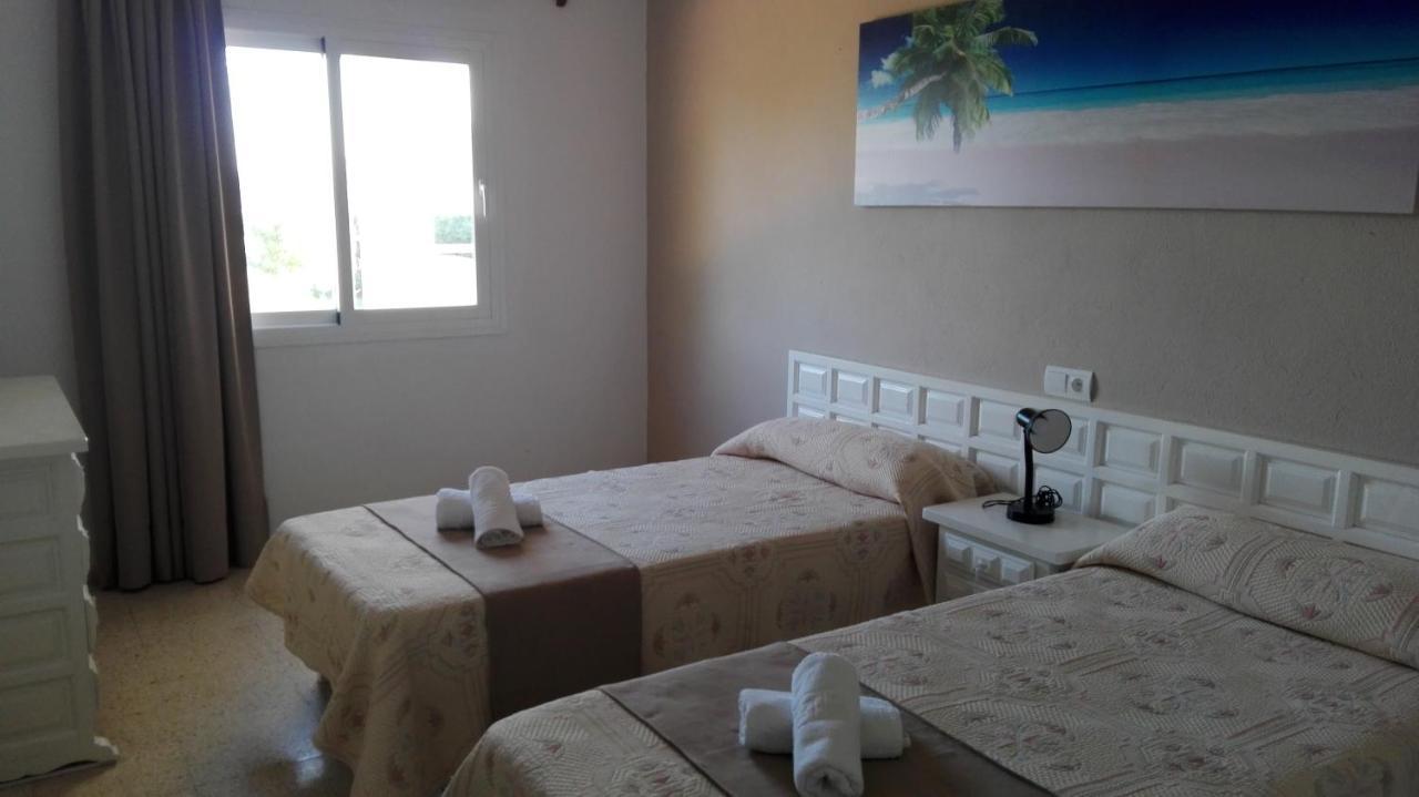 Apartamentos Alba Sant Antoni de Portmany Екстериор снимка